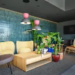 Hilton Garden Center فندق