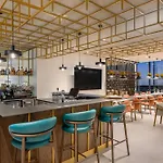 Hilton Garden Center 4*