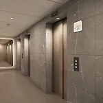 Hilton Garden Center فندق ديبريتْسين