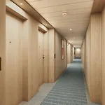 Hilton Garden Center فندق ديبريتْسين