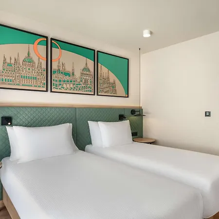 Hilton Garden Center 4* דברצן