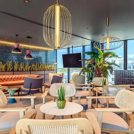 Hilton Garden Center Otel