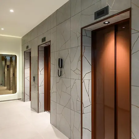 Hilton Garden Center