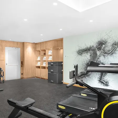 Otel Hilton Garden Center 4*