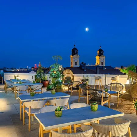 Hilton Garden Center Otel