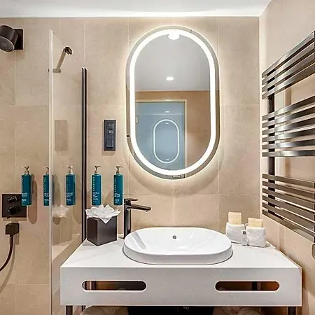 Hotel Hilton Garden Center 4*